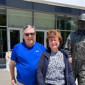 Meet your Posher, Jenny